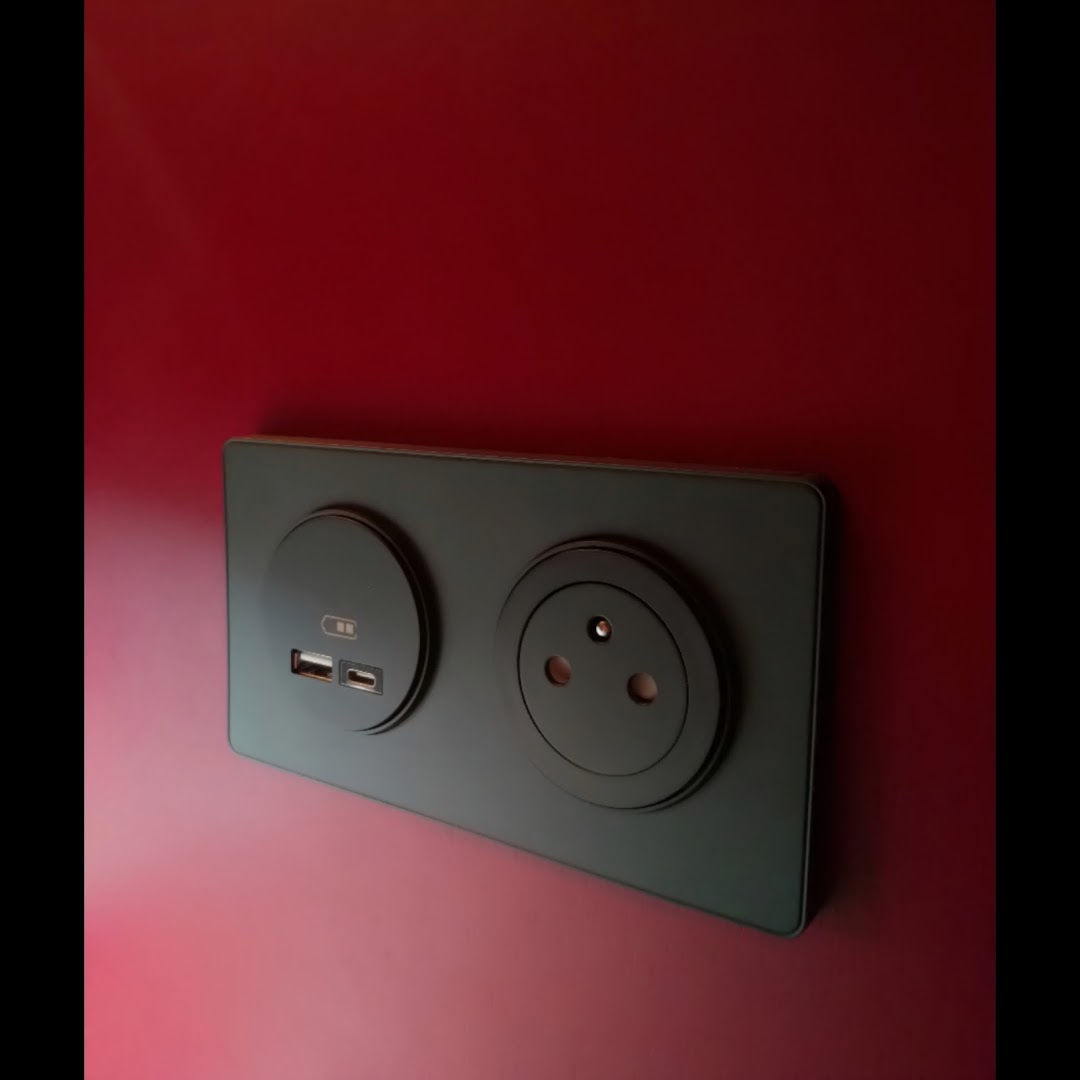 Vines Elec — Photos 1